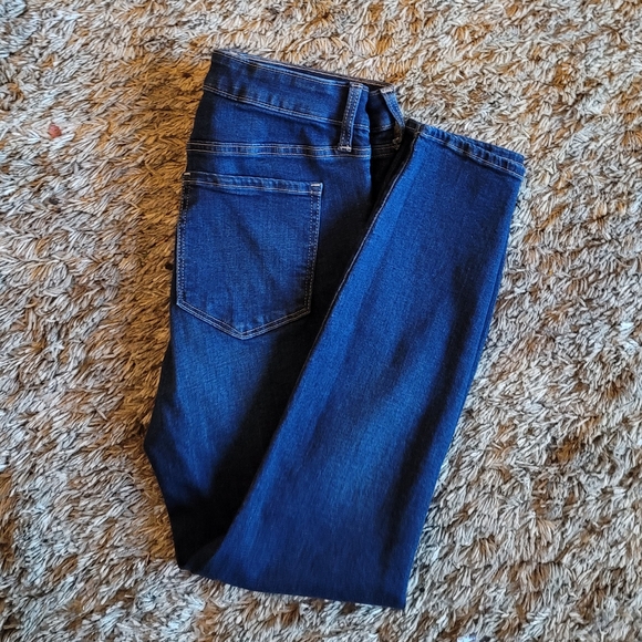 Gap Denim Dark Wash Regular Universal Denim Leggings 8 - Picture 7 of 10